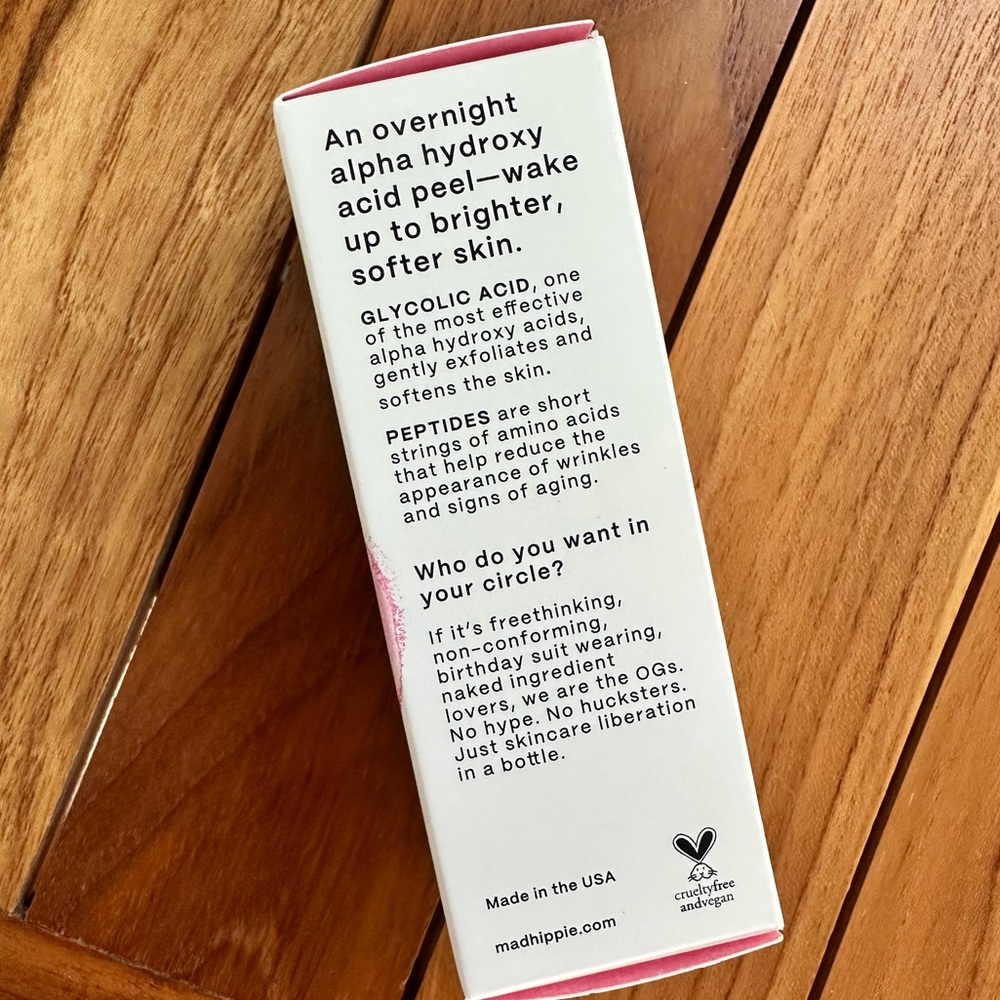 MadHippie AHA Exfoliating Peel New in Box Glycolic Acid and Peptides - Picture 2 of 4
